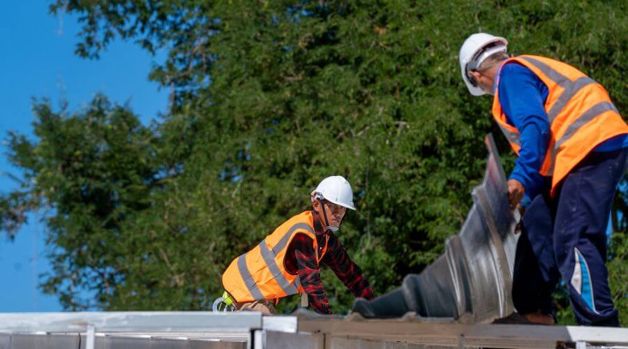Professional gutter cleaning in High Shoals, NC